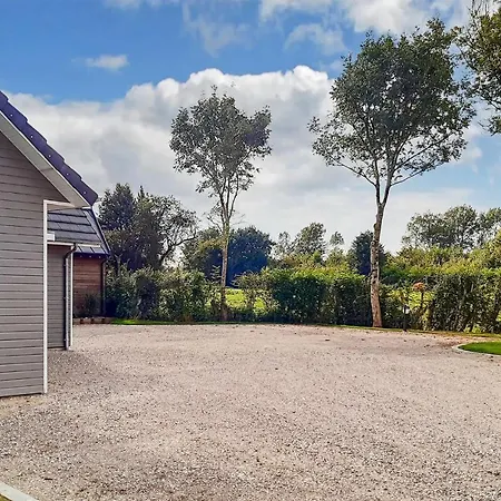 In With Outdoor Swimming Pool Holiday home